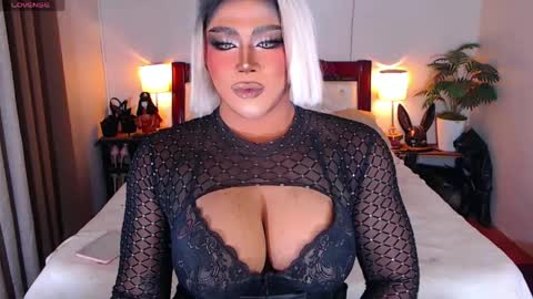 Samantha online show from 05/09/26, 10:42