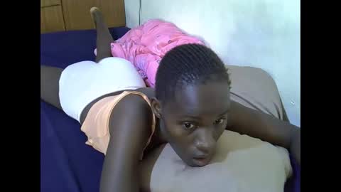 gorgeous_maya1 online show from 10/21/25, 01:06