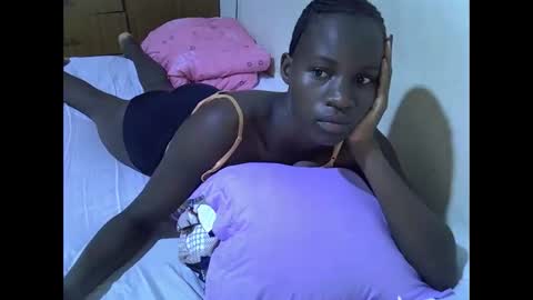 gorgeous_maya1 online show from 12/14/25, 09:47