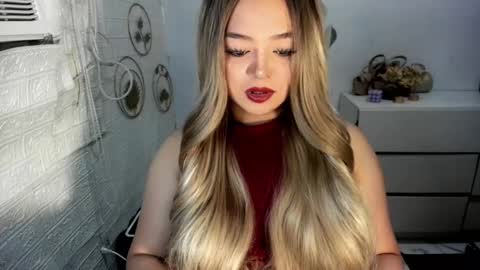 Amanda rose online show from 09/19/25, 11:49