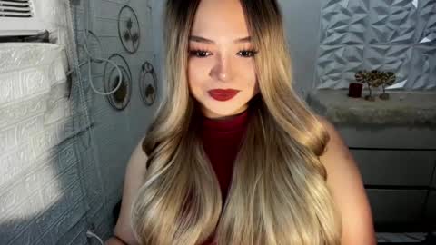 Amanda rose online show from 10/18/25, 01:23