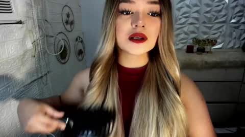 Amanda rose online show from 10/19/25, 08:42