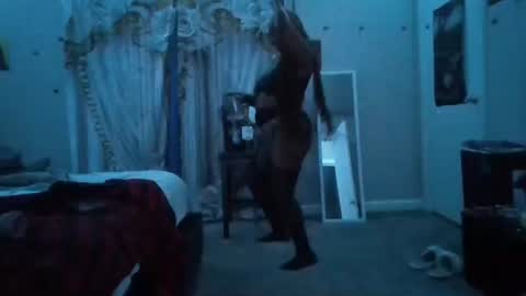 Snapshot of gotcake713 chatting on 10/26/25, 03:12 Sue Goddess online show from 10/26/25, 03:12