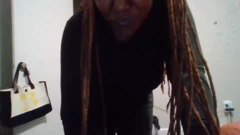 Snapshot of gotcake713 chatting on 10/29/25, 06:09 Sue Goddess online show from 10/29/25, 06:09