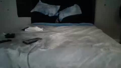 Snapshot of gotcake713 chatting on 11/25/25, 01:22 Sue Goddess online show from 11/25/25, 01:22