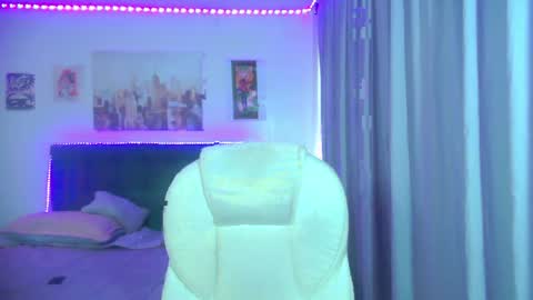 goth_minerva online show from 05/04/26, 01:40