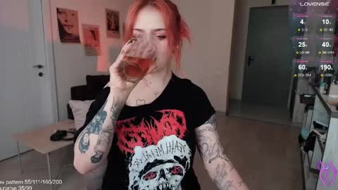Snapshot of gothkittys chatting on 05/24/26, 12:32 traumfrau Kira angel face devil eyes I SELL A LOT VIDEO IN GALLERY online show from 05/24/26, 12:32