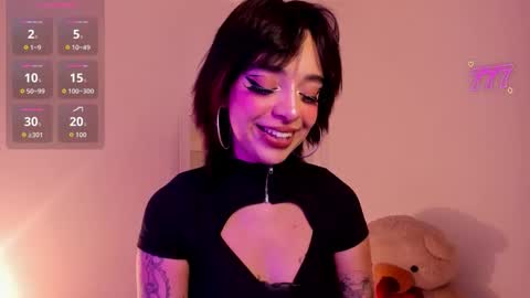 Violet online show from 06/09/26, 09:48