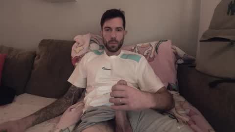 gottalovelatinas online show from 12/15/25, 04:33