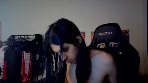 Snapshot of gowther__ chatting on 10/27/25, 01:09 angelito tu novio online show from 10/27/25, 01:09