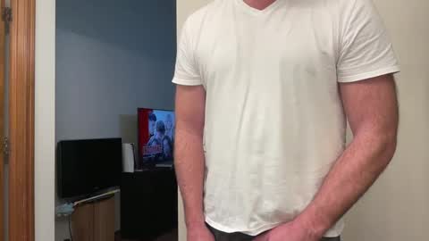 Snapshot of gqimage chatting on 12/14/24, 07:18 GQImage online show from 12/14/24, 07:18