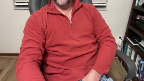 Snapshot of gqimage chatting on 01/23/25, 11:47 GQImage online show from 01/23/25, 11:47