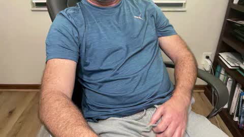 Snapshot of gqimage chatting on 09/10/25, 05:13 GQImage online show from 09/10/25, 05:13