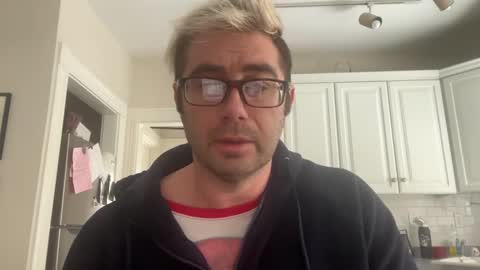 Snapshot of gr33nvap chatting on 02/25/26, 02:59 Cuddleguy online show from 02/25/26, 02:59
