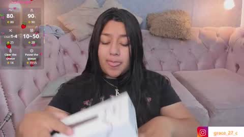 Snapshot of grace77_ chatting on 11/10/25, 11:42 Grace online show from 11/10/25, 11:42