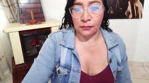 grace_mature_milf online show from 11/17/25, 11:27