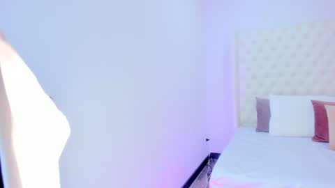 Grace Cartier online show from 12/22/24, 05:45