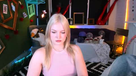 Grace Glamour online show from 09/25/25, 05:44