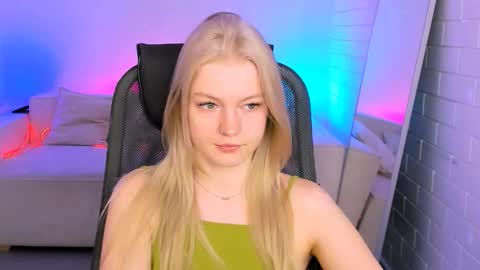 Grace Glamour online show from 11/14/25, 05:17