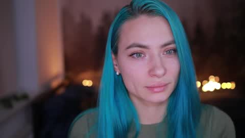 Snapshot of gracegreen chatting on 10/19/25, 04:07 I will be glad to see you 30 N 1800 - 2300 gmt3 online show from 10/19/25, 04:07