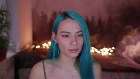 Snapshot of gracegreen chatting on 12/20/25, 10:44 I will be glad to see you 30 N 1800 - 2300 gmt3 online show from 12/20/25, 10:44