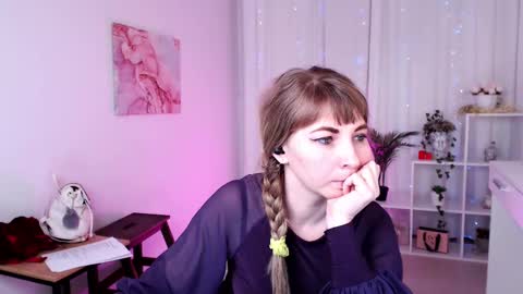 Snapshot of gracelure chatting on 01/17/25, 06:26 Grace online show from 01/17/25, 06:26