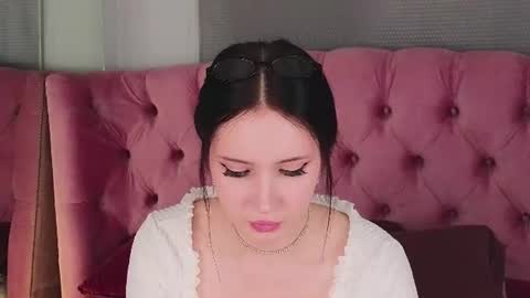 Grace online show from 08/08/26, 03:25
