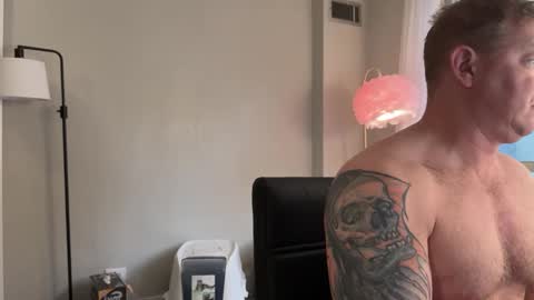 Snapshot of graciemae_baexx chatting on 12/31/24, 02:25 Gracie Mae online show from 12/31/24, 02:25