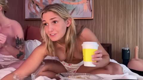 Snapshot of graciemae_baexx chatting on 01/18/25, 06:21 Gracie Mae online show from 01/18/25, 06:21