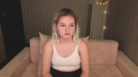 Snapshot of grase_neon chatting on 02/02/26, 08:13 grase_neon online show from 02/02/26, 08:13