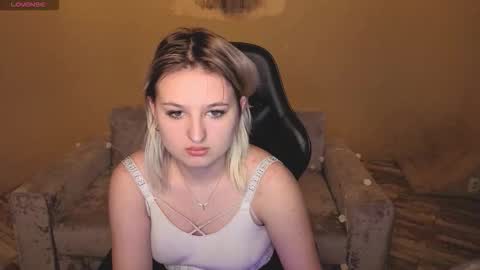 Snapshot of grase_neon chatting on 02/06/26, 11:02 grase_neon online show from 02/06/26, 11:02