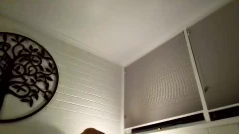 Snapshot of grattitude chatting on 09/25/25, 01:04 grattitude online show from 09/25/25, 01:04