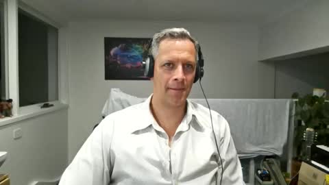 Snapshot of grattitude chatting on 09/30/25, 01:05 grattitude online show from 09/30/25, 01:05