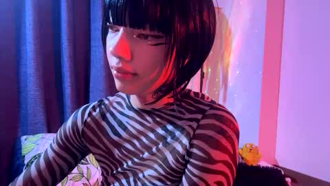 Snapshot of grayce_blossoms24 chatting on 10/17/25, 01:53 grayce blossoms24 online show from 10/17/25, 01:53