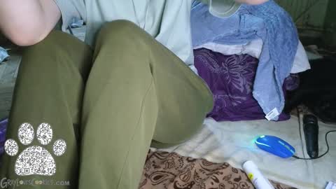graylovescookies online show from 11/01/25, 11:12