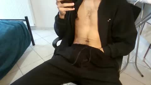 Snapshot of grcammer chatting on 12/05/25, 02:14 GrCammer online show from 12/05/25, 02:14