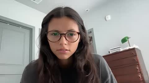 Snapshot of greasybangs chatting on 04/13/26, 02:22 greasybangs online show from 04/13/26, 02:22