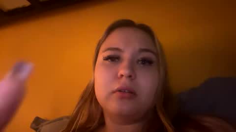 Lina 3 online show from 01/01/25, 02:09