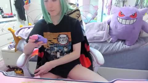 GreenEyedLovexo online show from 10/12/25, 10:42