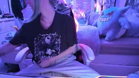 GreenEyedLovexo online show from 12/04/25, 03:43