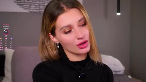 Snapshot of greengazon chatting on 11/29/25, 01:36 Kelly online show from 11/29/25, 01:36