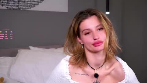 Kelly online show from 12/18/25, 12:22