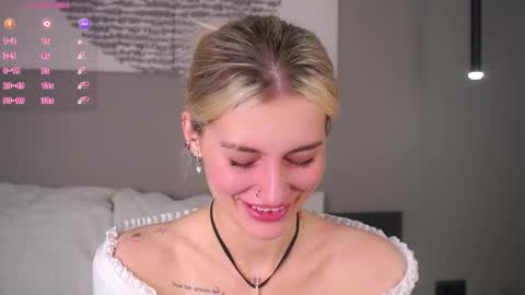 Kelly online show from 02/11/26, 01:38