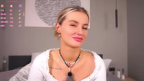 Kelly online show from 02/25/26, 02:27