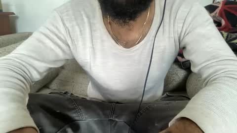 Snapshot of greenlova chatting on 02/21/25, 03:54 Sonny online show from 02/21/25, 03:54