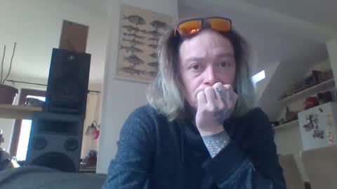 Snapshot of greenmoon88888 chatting on 01/10/25, 11:54 Greenmoon online show from 01/10/25, 11:54