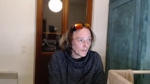 Snapshot of greenmoon88888 chatting on 03/08/25, 07:31 Greenmoon online show from 03/08/25, 07:31