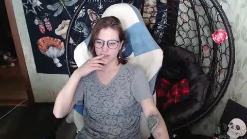 Lina online show from 03/20/26, 09:36