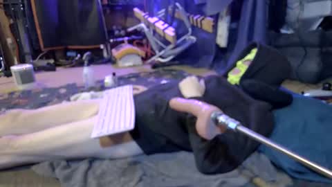 Snapshot of gregbball1 chatting on 01/09/25, 05:13 electrogee1 online show from 01/09/25, 05:13