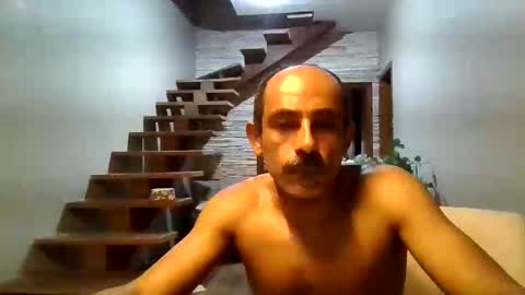 Snapshot of grego435380 chatting on 02/19/25, 01:51 grego435380 online show from 02/19/25, 01:51